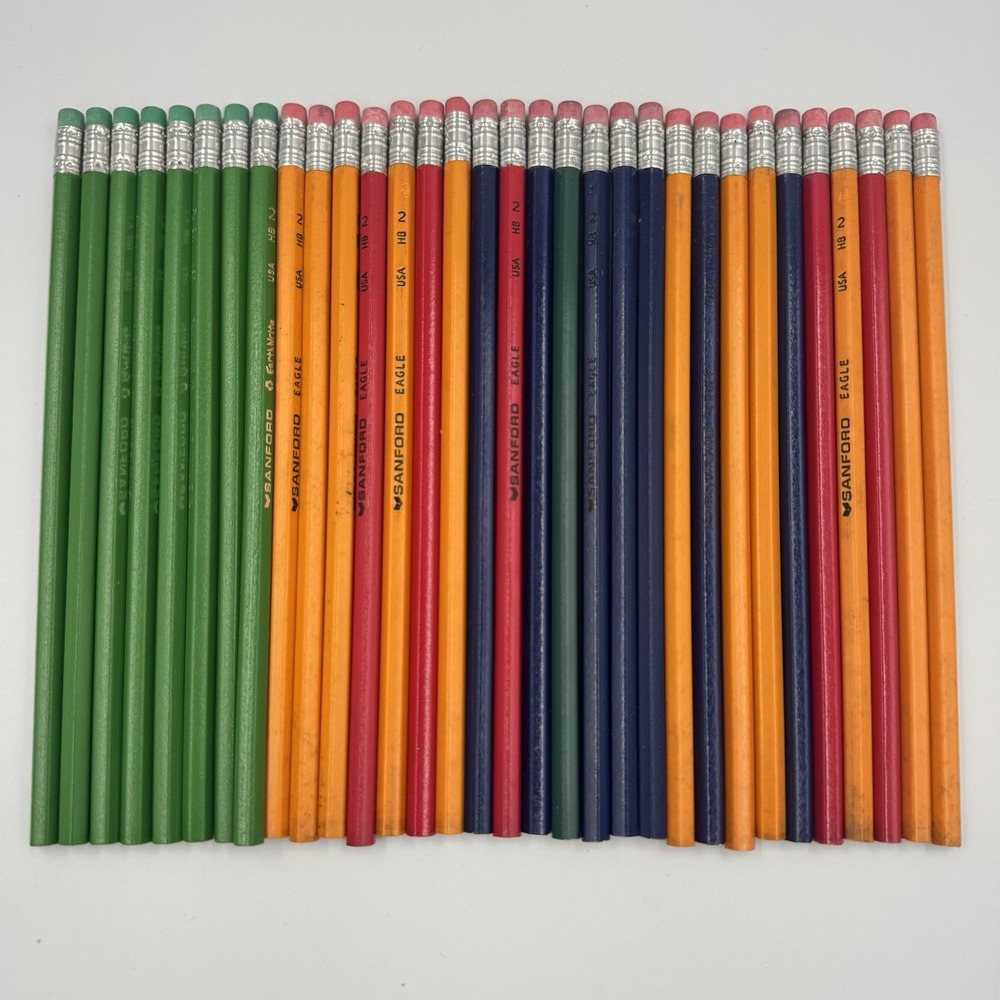 Lot of 32 No. 2 Eagle Pencils Sanford Earthwrite‎ Unsharpened Pencils USA HB